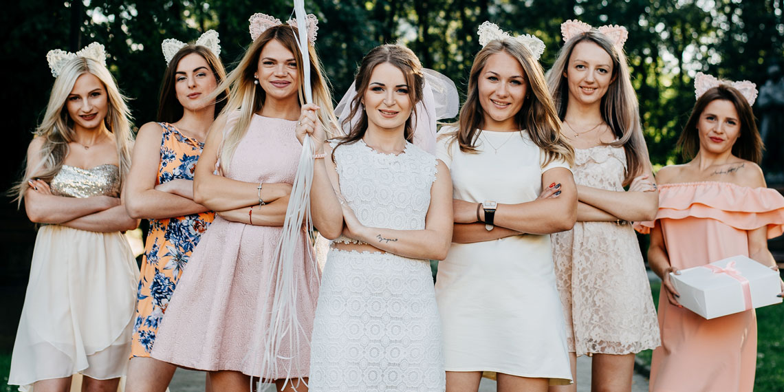 5 Bachelorette Party Outfits For The Bride-To-Be Under $100 - Betches