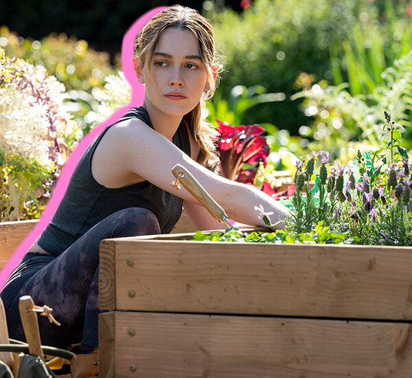Love Quinn gardening in Netflix's You season 3