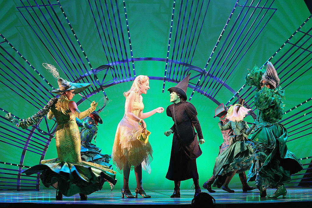 wicked-on-stage