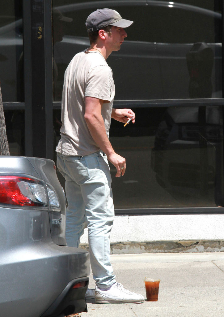 LOS ANGELES, CA - AUGUST 22: Jeremy Allen White is seen on August 22, 2019 in Los Angeles.  (Photo by Hollywood To You/Star Max/GC Images)