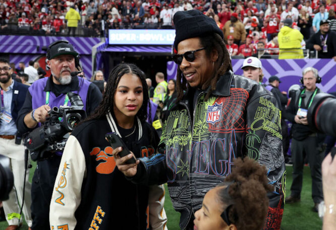 Celebrities At The Super Bowl 2024 LVIII Photos - Betches