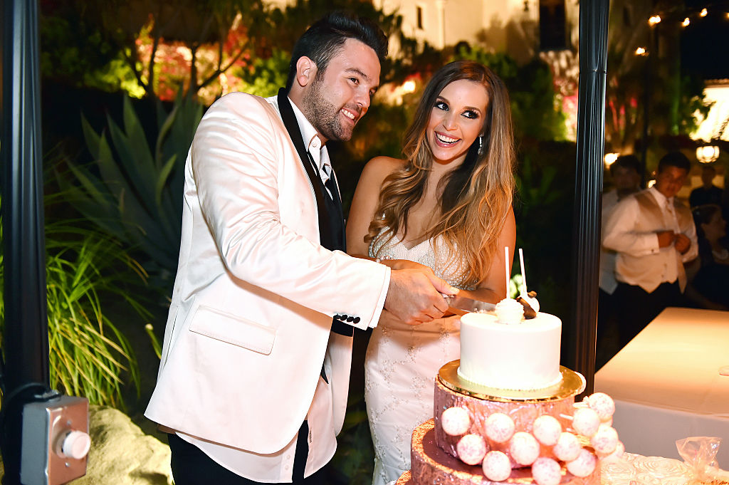 Scheana Marie and Michael Shay cut their wedding cake season 4 vanderpump rules