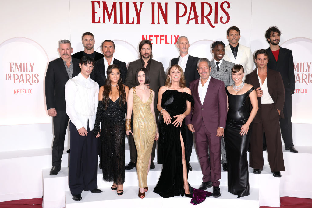 emily in paris cast