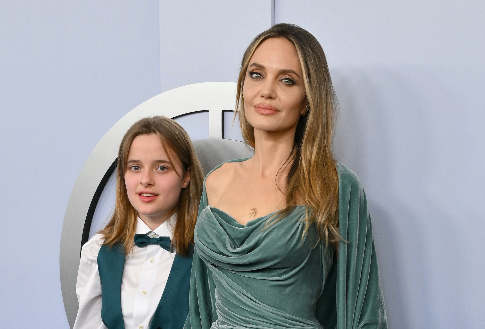 Angelina Jolie, Knox Jolie Pitt At Governors Awards Photos Betches