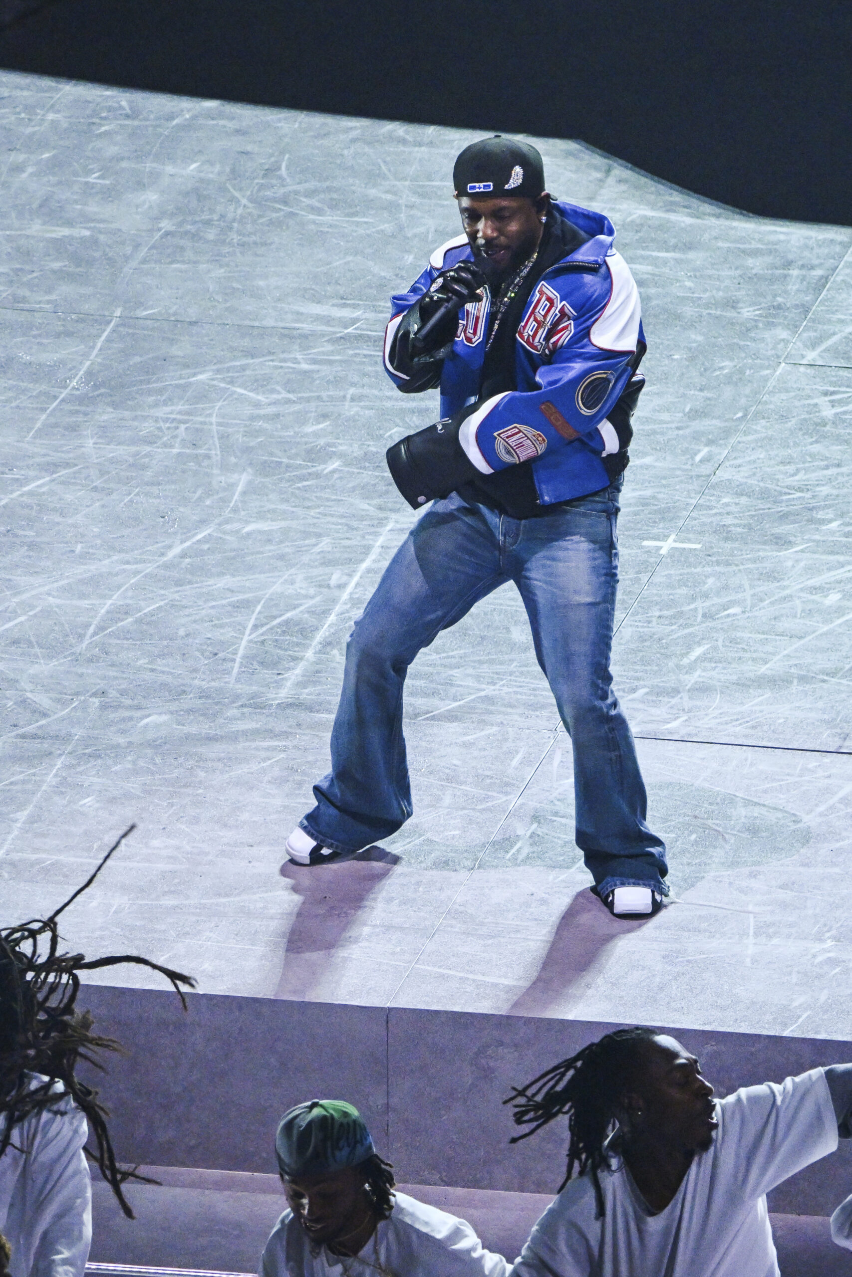 Kendrick Lamar Superbowl 2025 halftime show jeans