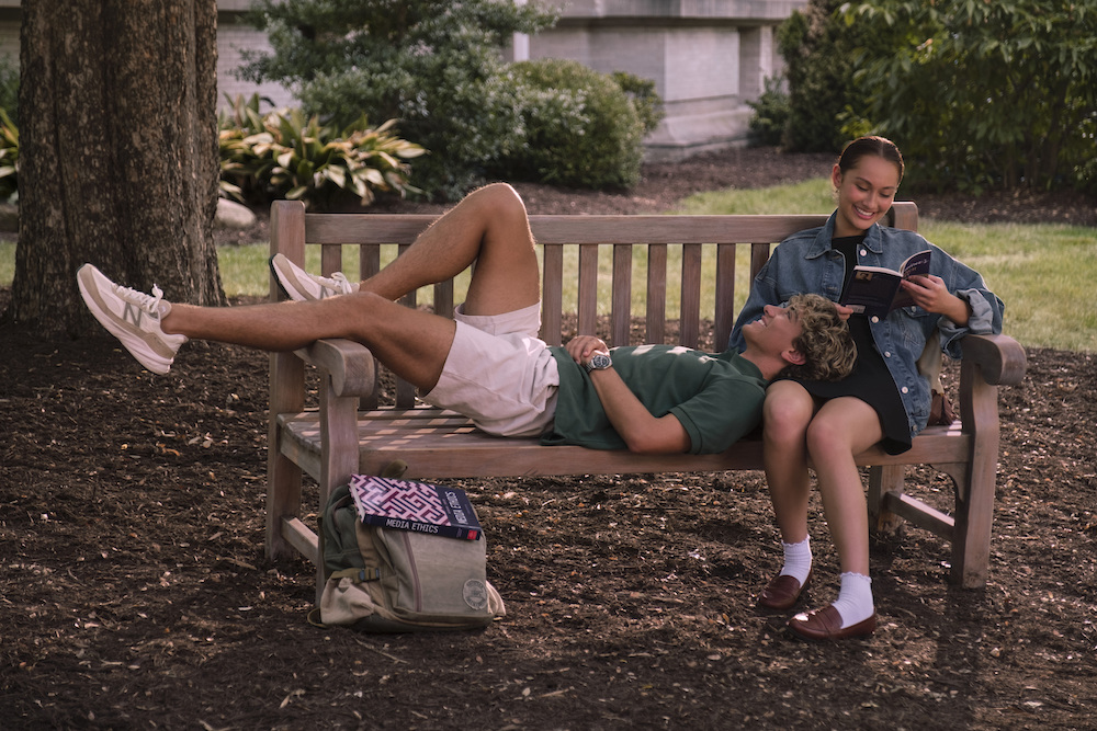 Belly and Jeremiah in 'The Summer I Turned Pretty'