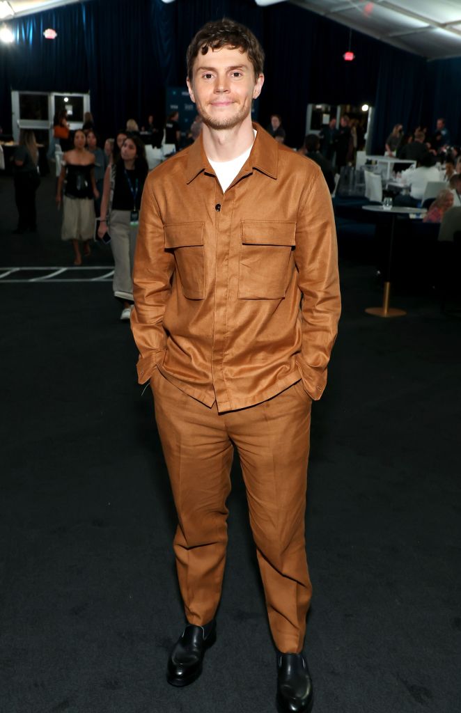 Evan Peters